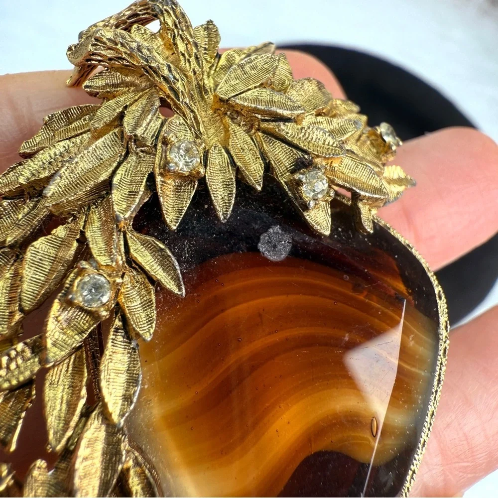 Gorgeous weighted Amber tone, aged, goldtone, weighted brooch pin